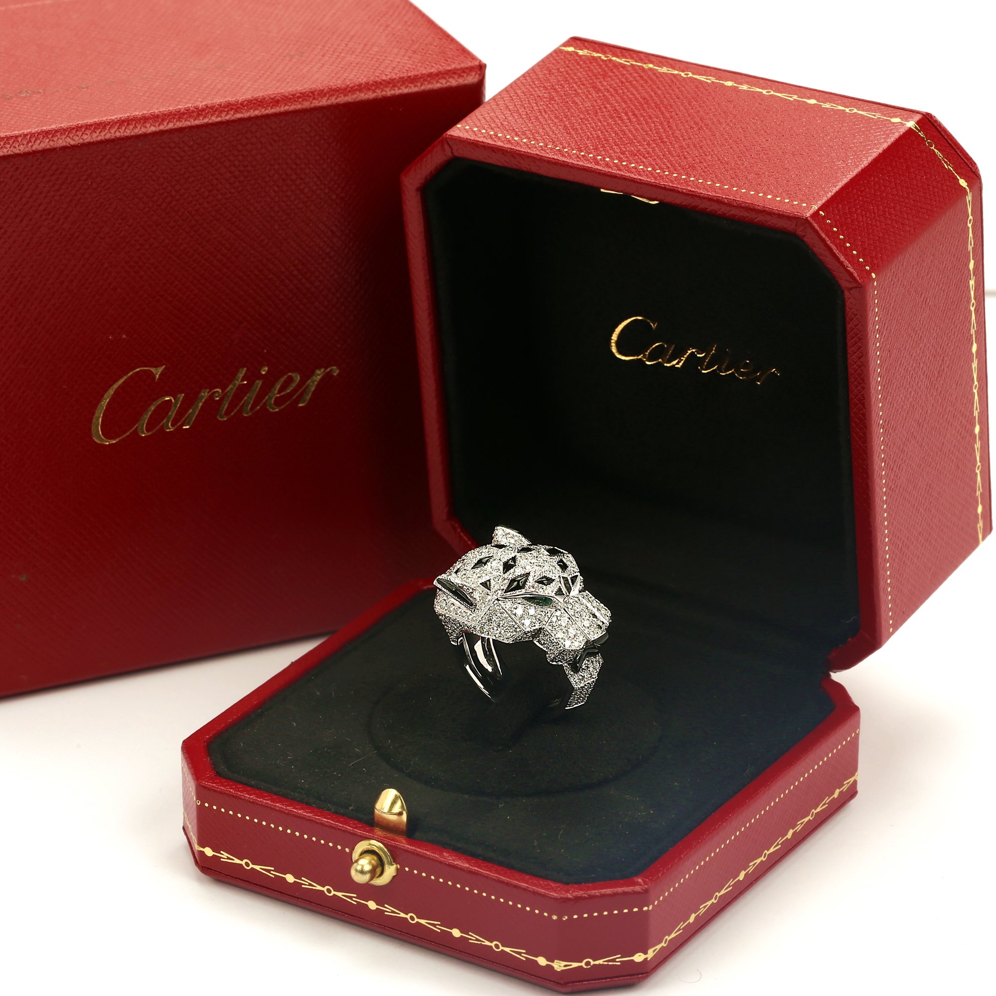 18k White Gold voller Diamant pflastern Onyx Smaragd Panthere de Cartier Ring N4211000