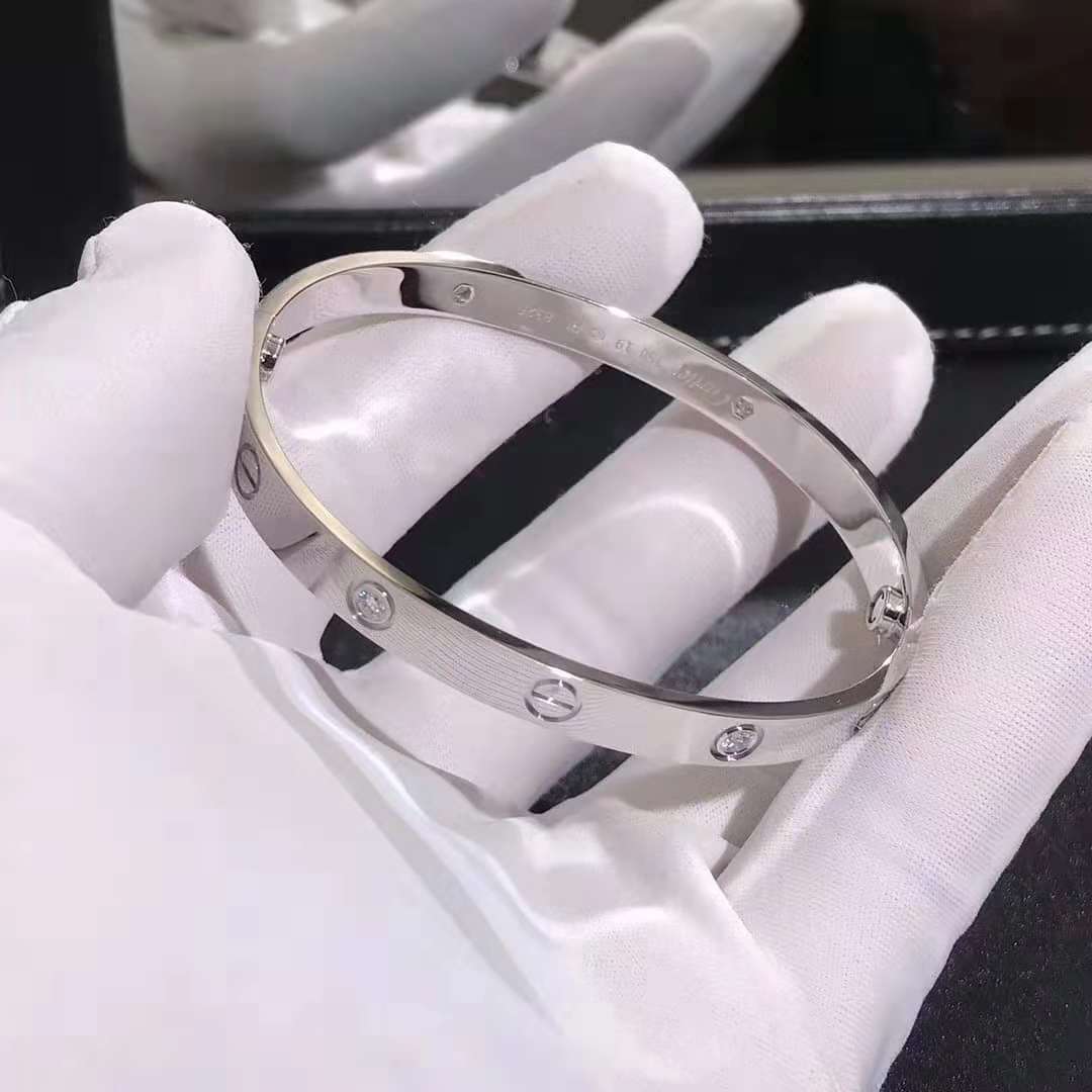 Cartier 18K White Bracelet do amor do ouro 4 Diamante