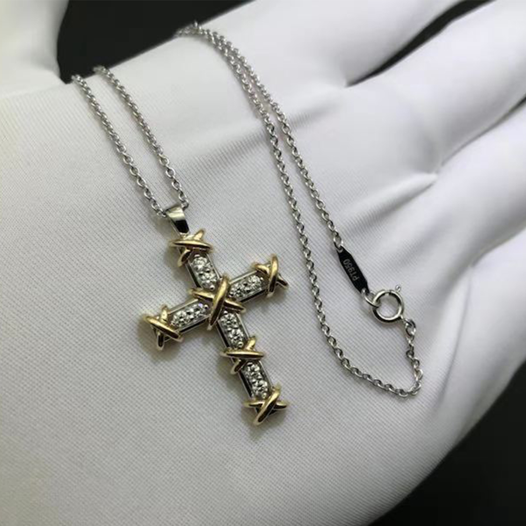 18K or jaune & Platinum Tiffany & Co. Jean Schlumberger Dix diamants Pendentif croix
