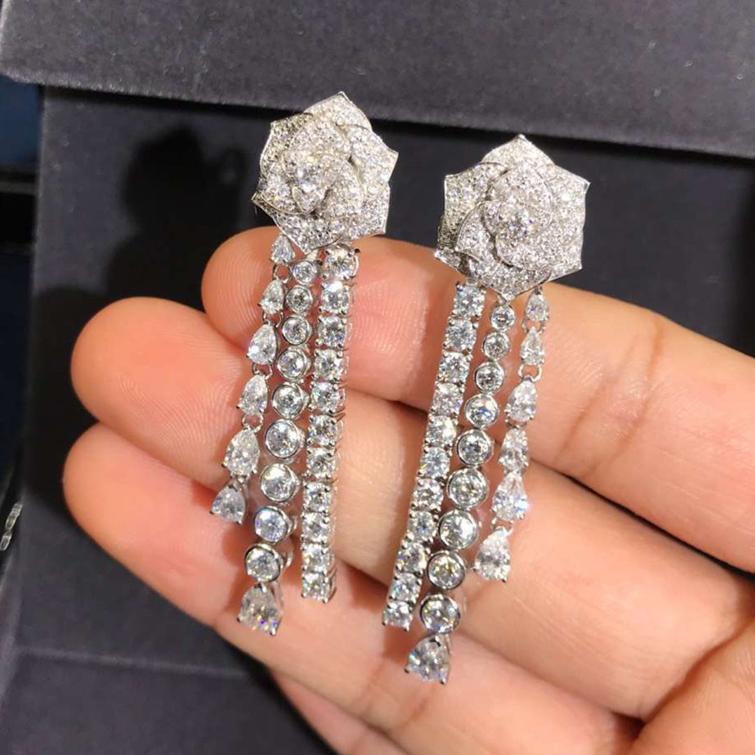 Piaget Diamonds Rose Earrings in 18k White Gold