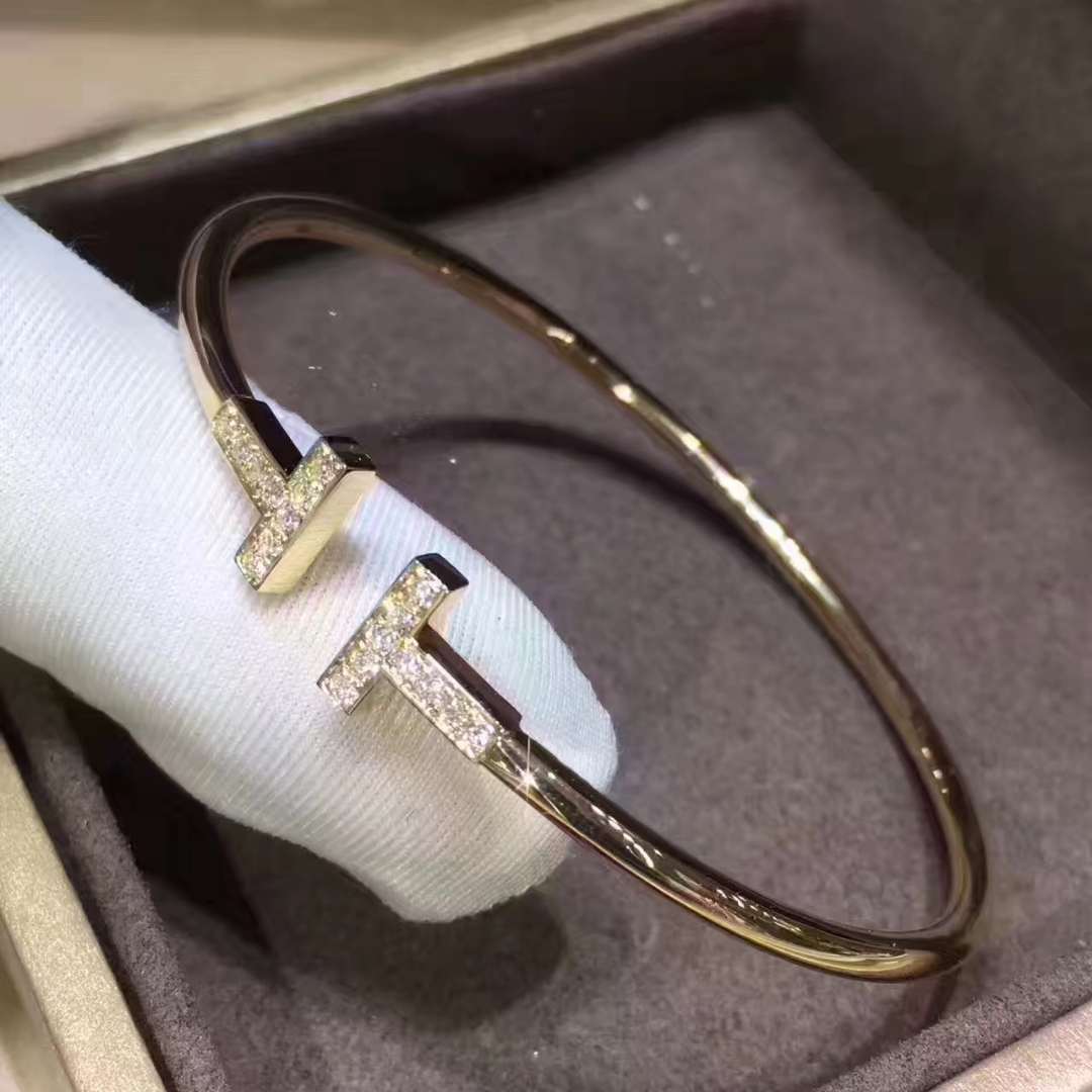 Custom Made 18K ouro Tiffany T pulseira de fio com diamante