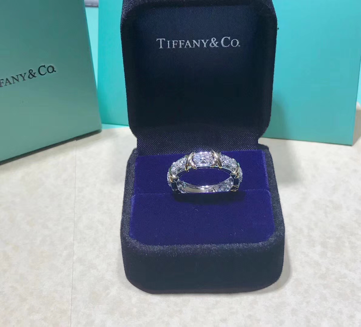 Tiffany & co. Diamond Ring Schlumberger Sixteen Stone em ouro amarelo 18kt e Platinum