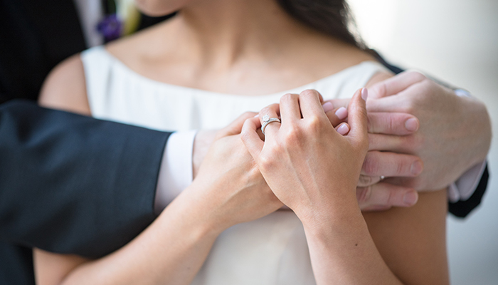 5 Melhores partes de conselho para os compradores anel de noivado
